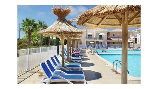 Plages De Sable Fin, Piscine, Hammam, Tennis Lesclesdenicole Ла-Лонд-ле-Мор Экстерьер фото
